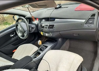 Renault Laguna, 2009г, передний привод, механика