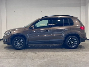 Volkswagen Tiguan, 2015г, передний привод, механика