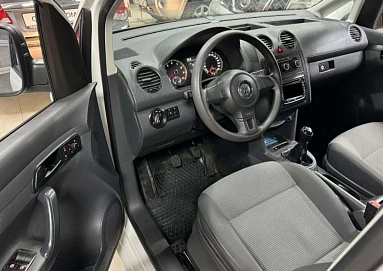 Volkswagen Caddy, 2012г, передний привод, механика