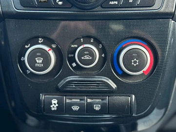 Lada (ВАЗ) Kalina, 2014г, передний привод, автомат