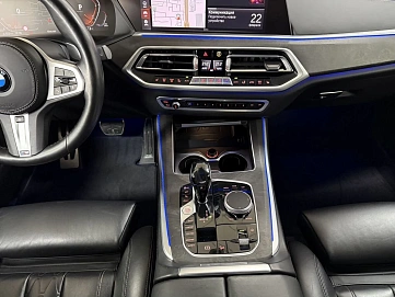 BMW X5, 2021г, полный привод, автомат