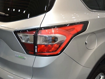 Ford Kuga, 2017г, передний привод, автомат