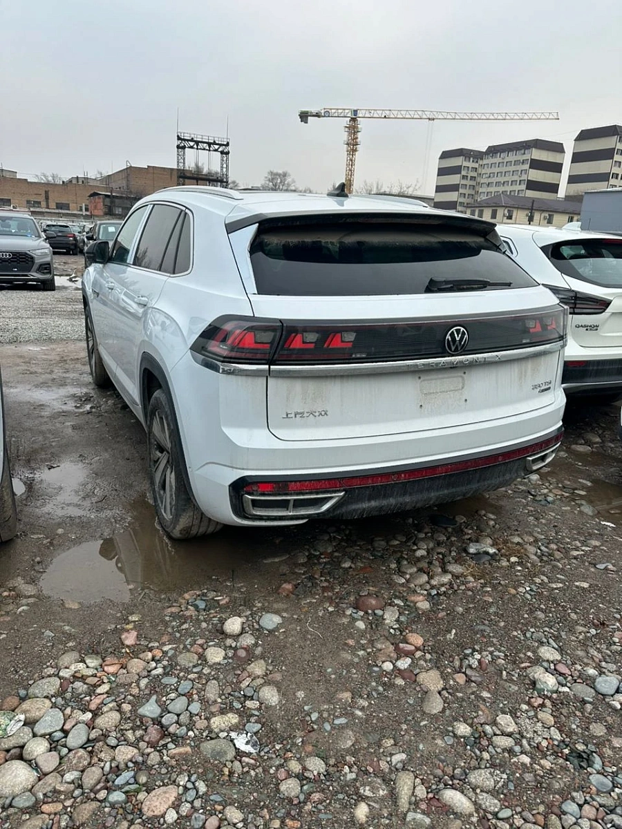 Volkswagen Teramont, 2025г., полный привод, робот