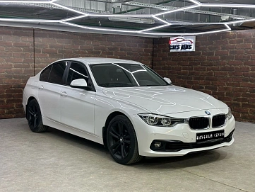 BMW 3 серии, 2018г, задний привод, автомат