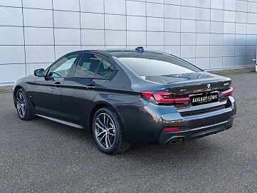 BMW 5 серии, 2021г, полный привод, автомат