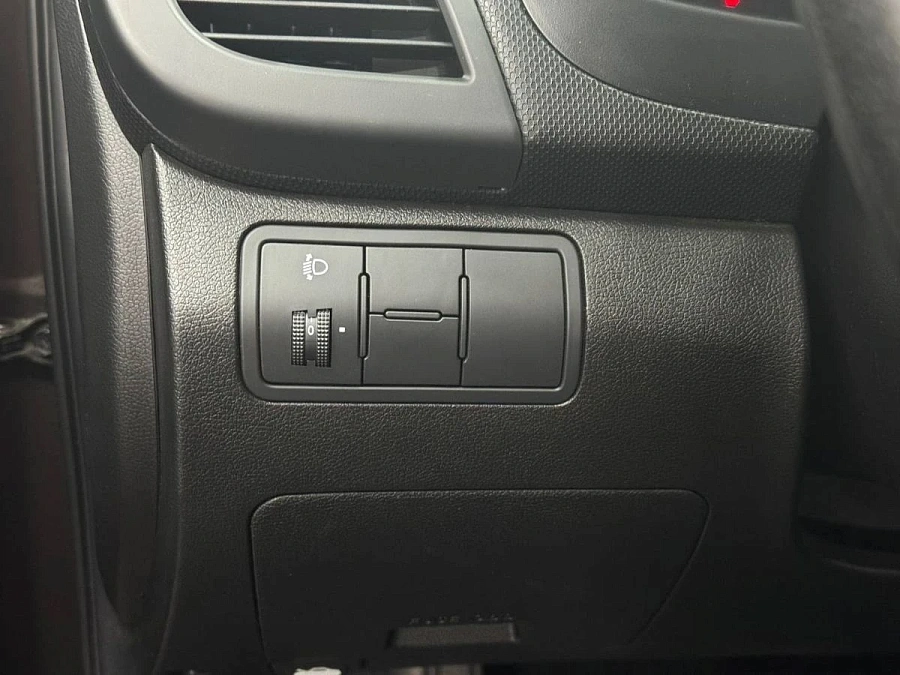 Hyundai Solaris, 2016г., передний привод, автомат