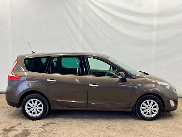 Renault , 2011г., передний привод, механика