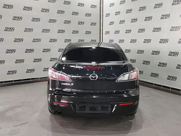 Mazda , 2011г., передний привод, механика