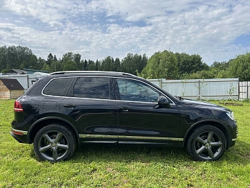 Volkswagen Touareg, 2016г, полный привод, автомат