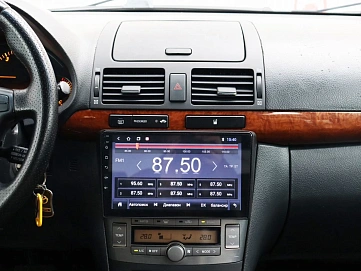 Toyota Avensis, 2007г, передний привод, автомат