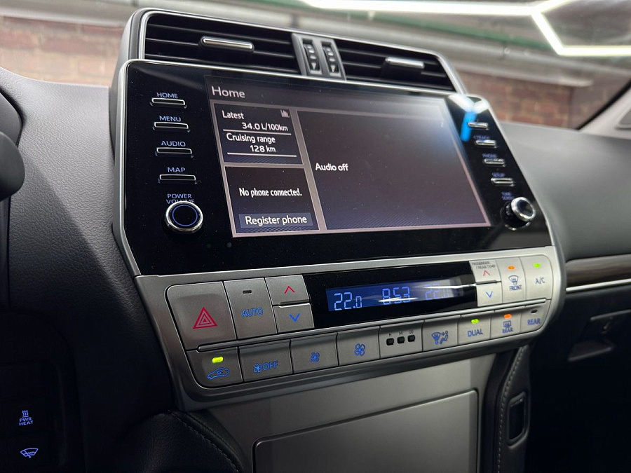 Toyota Land Cruiser Prado, 2022г., полный привод, автомат