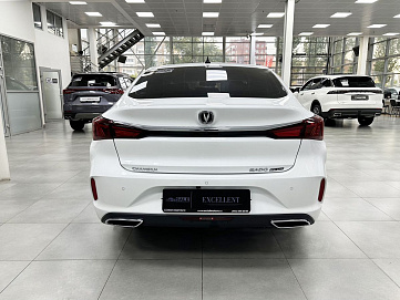 Changan Eado Plus, 2023г, передний привод, робот