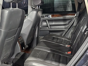 Volkswagen Touareg, 2008г, полный привод, автомат