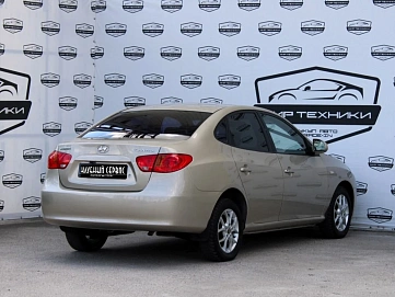 Hyundai Elantra, 2008г, передний привод, автомат