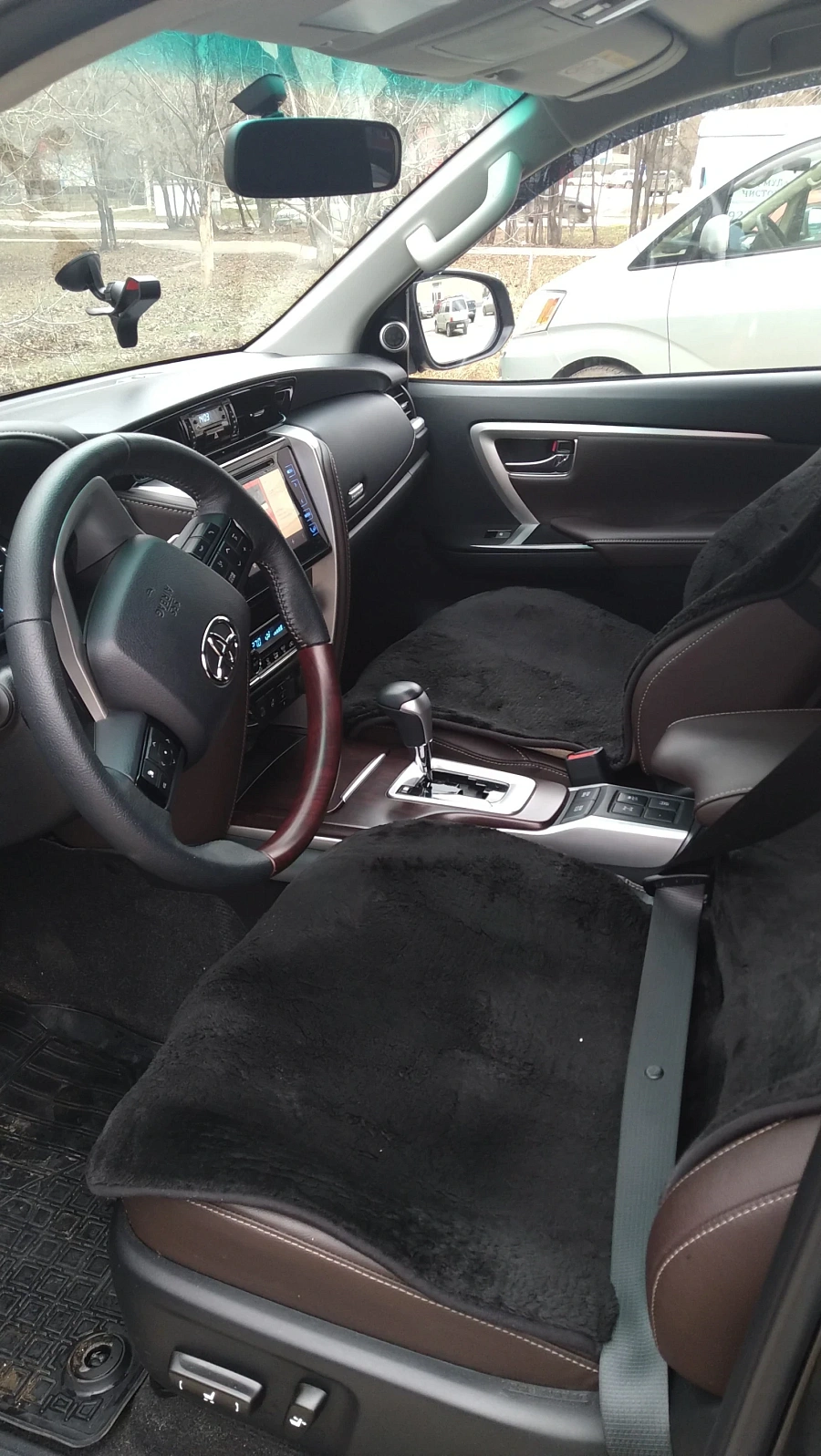 Toyota Fortuner, 2018г., полный привод, автомат