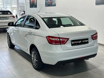 Lada (ВАЗ) Vesta, 2019г, передний привод, механика