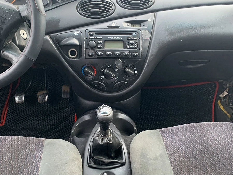 Ford Focus, 1998г., передний привод, механика
