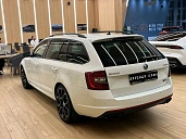 Skoda Octavia RS, 2018г., передний привод, робот