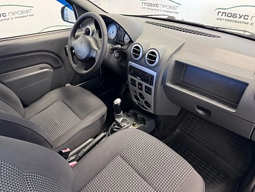 Renault Logan, 2008г, передний привод, механика