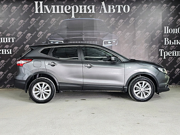 Nissan Qashqai, 2018г, передний привод, вариатор
