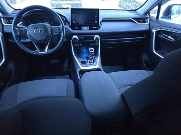 Toyota RAV4, 2021г, полный привод, вариатор