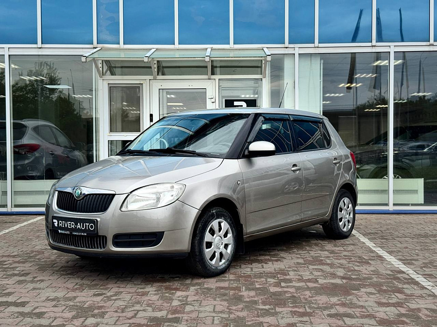 Skoda Fabia, 2009г., передний привод, механика