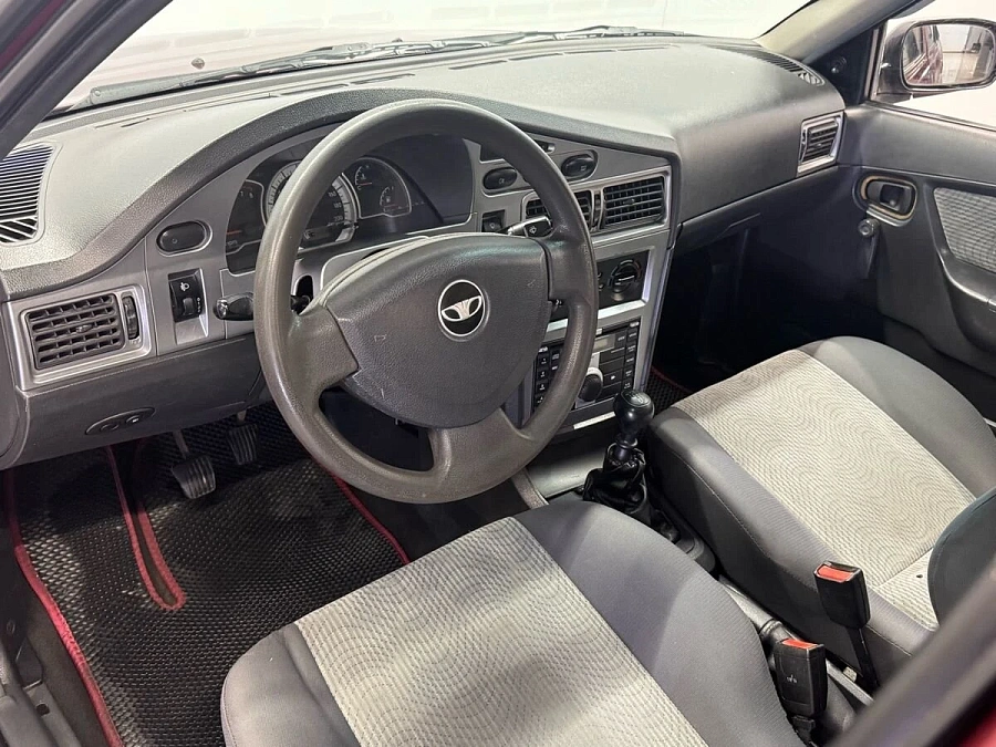 Daewoo Nexia, 2012г., передний привод, механика