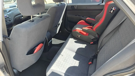 Mitsubishi Lancer, 2004г, передний привод, механика