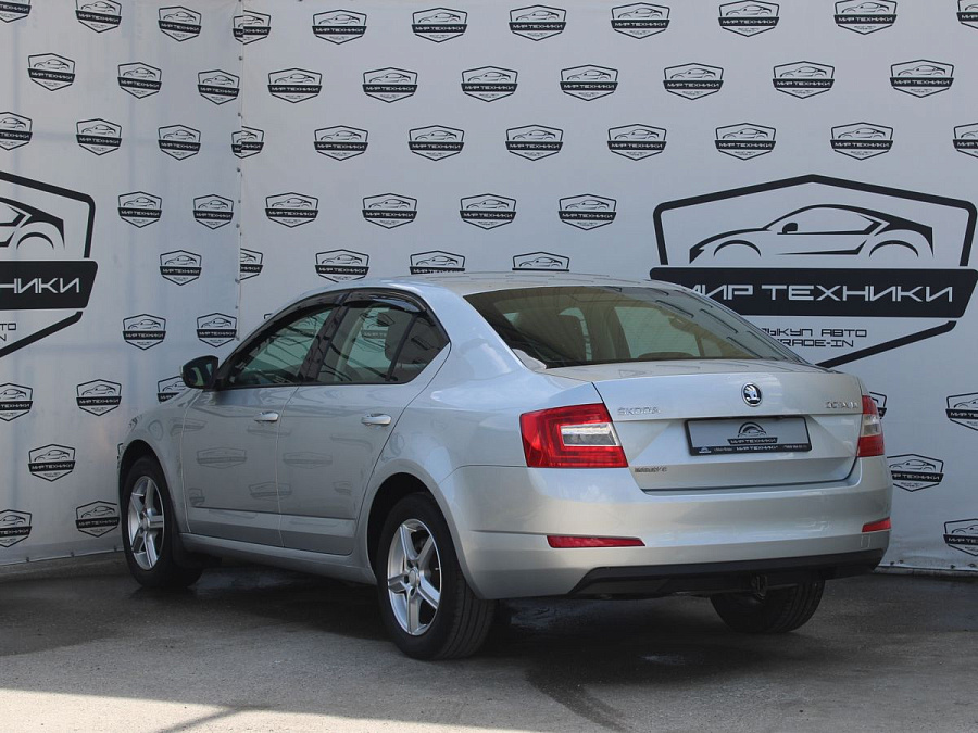 Skoda Octavia, 2014г., передний привод, робот
