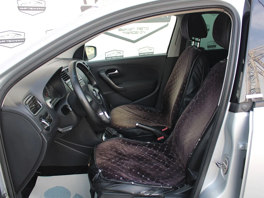 Volkswagen Polo, 2014г., передний привод, автомат