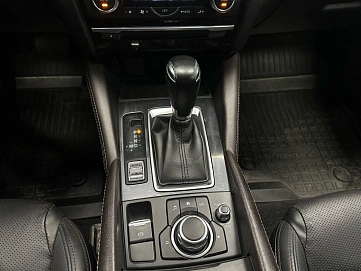 Mazda 6, 2015г., передний привод, автомат