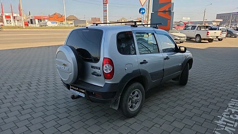 Chevrolet Niva, 2010г, передний привод, механика