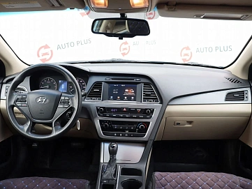 Hyundai Sonata, 2016г, передний привод, автомат