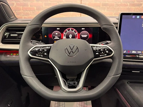 Volkswagen , 2025г., полный привод, робот