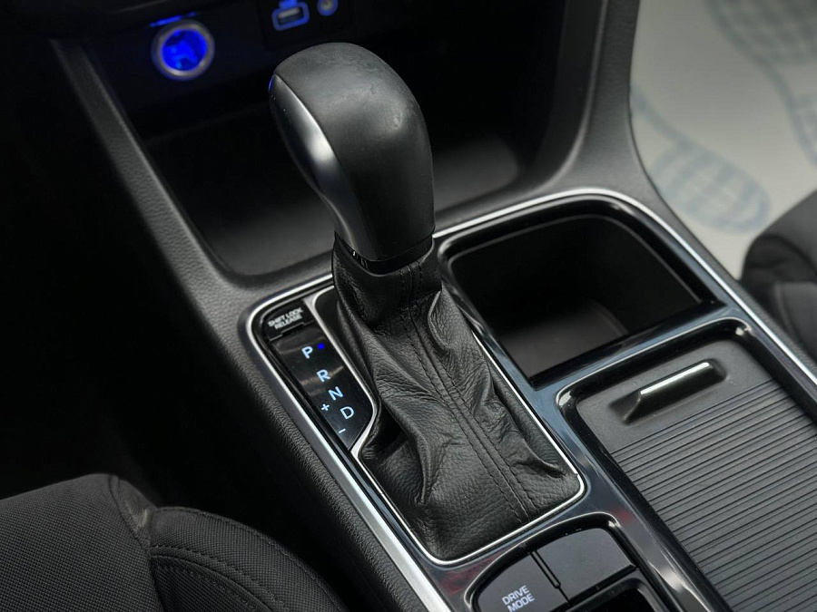 Hyundai Sonata, 2019г., передний привод, автомат