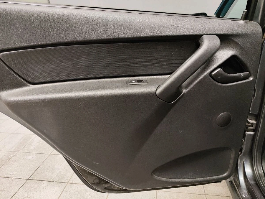 Lada (ВАЗ) Granta, 2016г., передний привод, робот