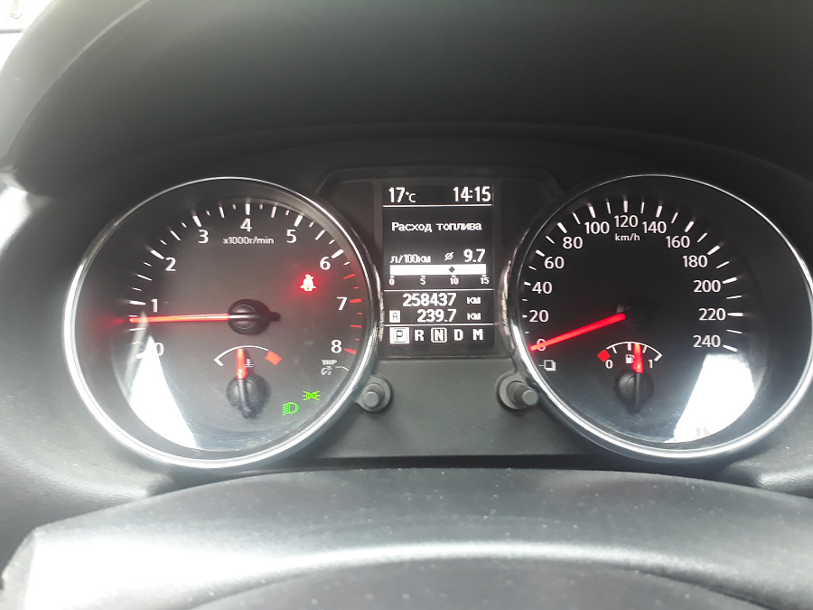 Nissan Qashqai, 2013г., полный привод, вариатор