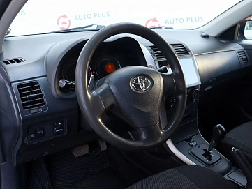 Toyota Corolla, 2008г, передний привод, робот