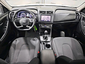 Hyundai , 2022г., передний привод, механика