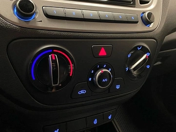 Hyundai Solaris, 2019г, передний привод, автомат