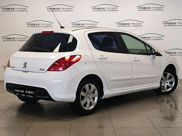Peugeot 308, 2008г, передний привод, автомат