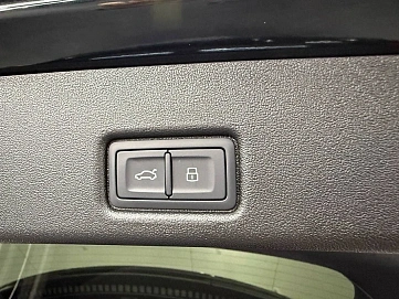 Audi Q5, 2025г, полный привод, робот