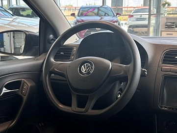 Volkswagen Polo, 2020г, передний привод, автомат