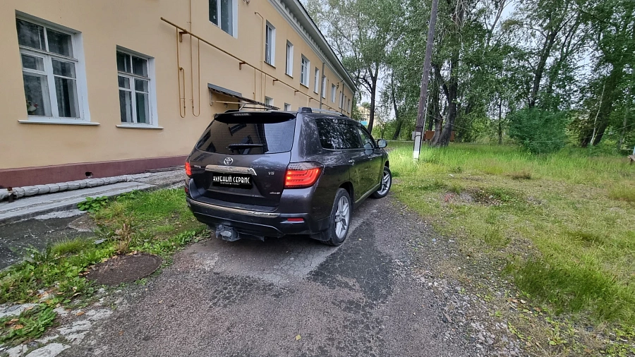 Toyota Highlander, 2012г., полный привод, автомат