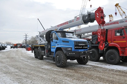 Челябинец КС 55732, 2025г