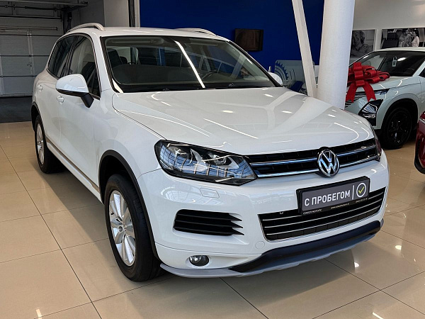 Volkswagen Touareg, 2013г., полный привод, автомат