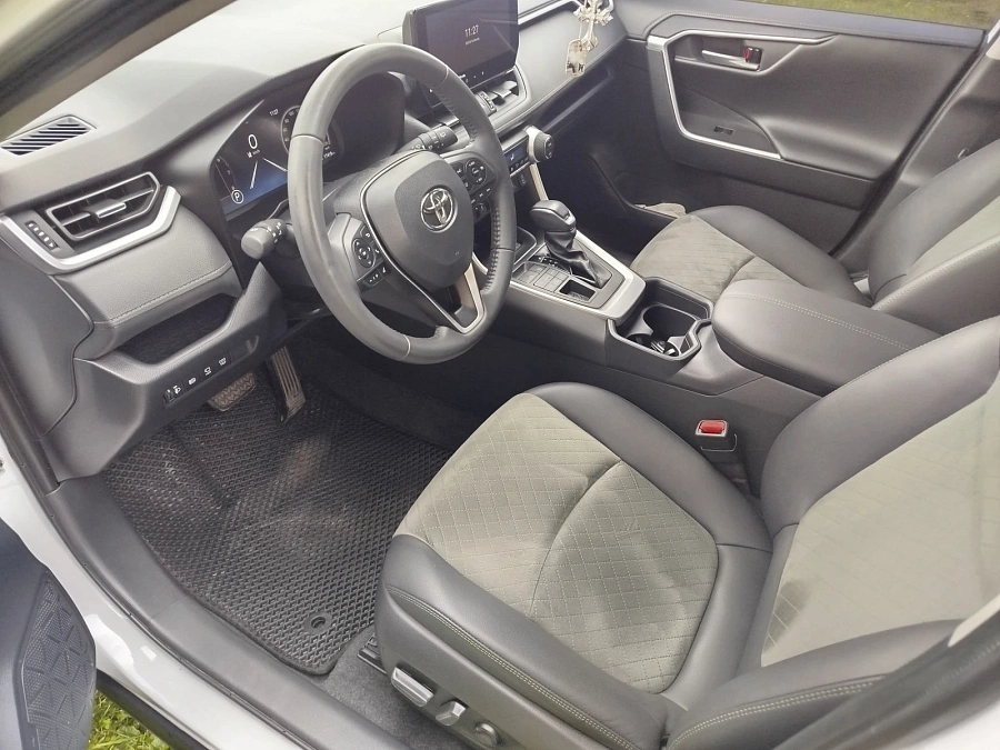 Toyota RAV4, 2024г., полный привод, вариатор