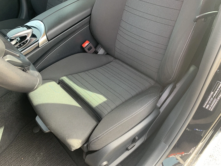 Mercedes-Benz C-Класс, 2019г., полный привод, автомат