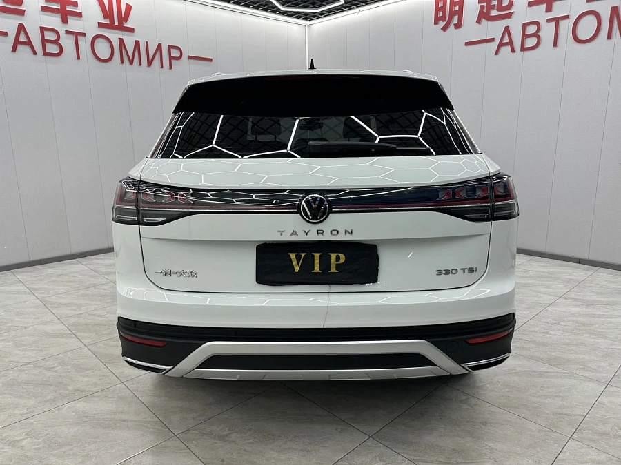 Volkswagen Tayron, 2022г., передний привод, робот