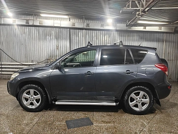Toyota RAV4, 2006г, полный привод, механика